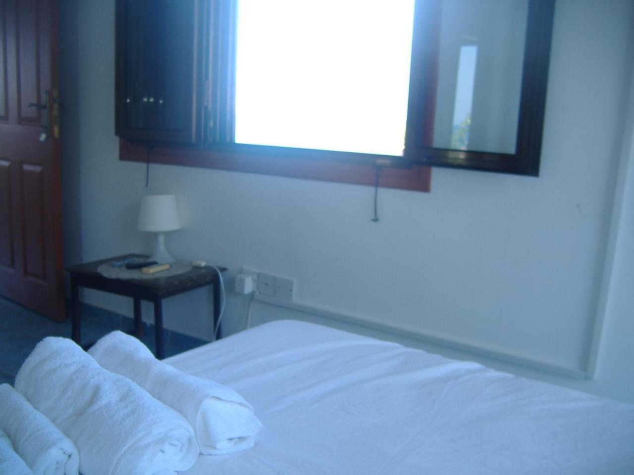 Agia Trias Theresa Hotel At Karpaz Peninsula מראה חיצוני תמונה