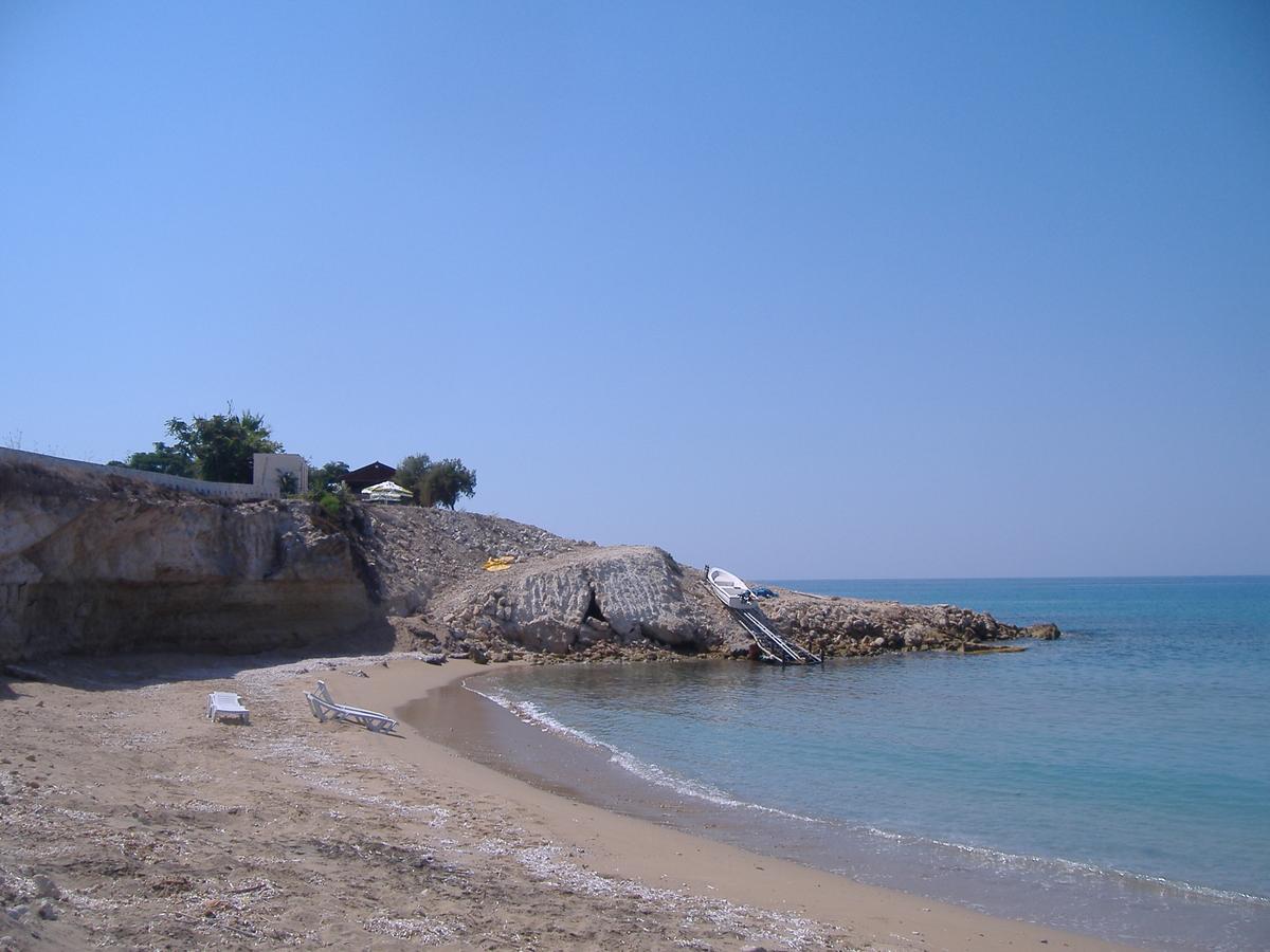 Agia Trias Theresa Hotel At Karpaz Peninsula מראה חיצוני תמונה
